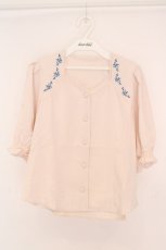 画像1: an another angelus / ダイヤ開きローズ刺繍ブラウス F アイボリー O-26-06-23-1023-CA-BL-OW-OS (1)