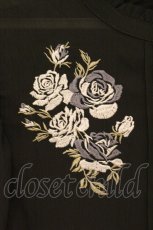画像2: axes femme / ローズ刺繍プチフリルブラウス M クロ O-26-06-23-071-AX-BL-OW-OS (2)