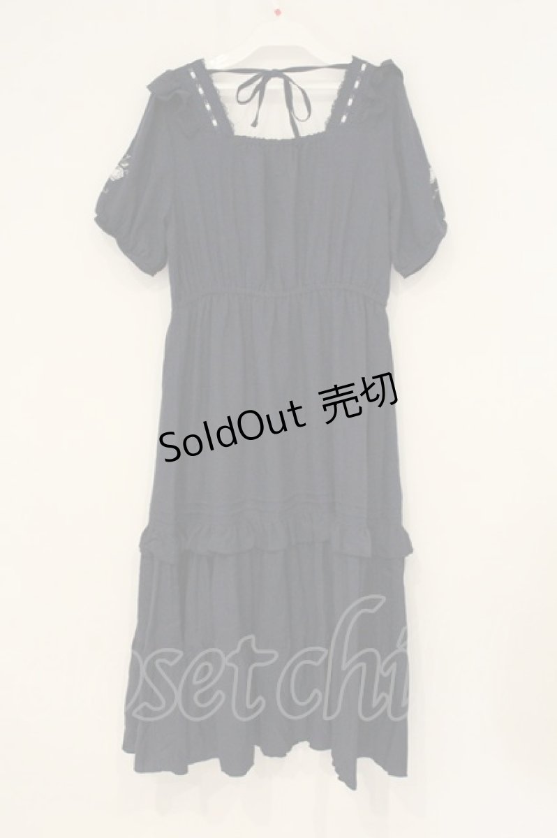 画像3: axes femme / ハシゴレース×袖バラ刺繍ワンピース F ネイビー O-26-06-23-031-AX-OP-OW-OS (3)