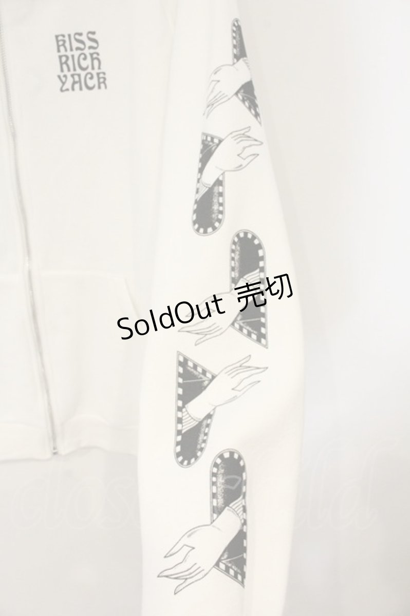 画像2: KRY CLOTHING / 「UENO2022」 インフードボリュームネック BIGパーカー  ホワイト O-26-06-25-003-PU-TO-IG-OS (2)