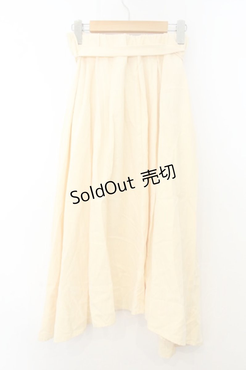 画像2: axes femme / 刺繍入イレヘムスカート M イエロー O-26-06-28-030-AX-SK-OW-ZT070 (2)
