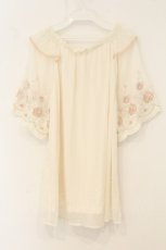 画像3: axes femme / 刺繍袖楊柳シフォンチュニック M キナリ O-26-06-29-077-AX-OP-OW-OS (3)