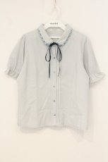 画像1: axes femme / パイピングｘリボン付ブラウス F グリーン O-26-06-29-022-AX-BL-OW-OS (1)