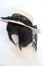 画像2: axes femme / レースリボンフリルカンカン帽  ナチュラル×クロ O-26-07-01-1009-AX-AC-OW-OS (2)