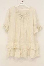 画像1: PINK HOUSE / ローンフリルブラウスチュニック  アイボリー O-26-07-01-011-LO-BL-IG-OS (1)