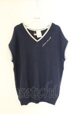 画像1: Fi.n.t / ロゴ刺繍ラインニットベスト  ネイビー O-26-07-02-078-CA-TO-IG-OS (1)