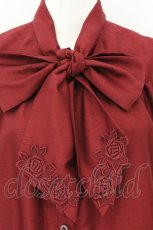 画像2: Enchantlic Enchantilly / ノーブルリボンタイブラウス  ワイン O-26-07-02-084-LO-BL-OW-OS (2)