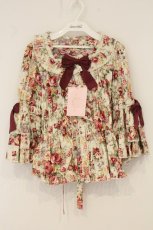 画像1: metamorphose / スクエアあきフリル姫袖ブラウス(花柄)  生成り×アカ系 O-26-07-03-060-ME-BL-IG-OS (1)