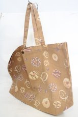 画像2: Q-pot. / コーヒー＆ドーナッツビッグトートバッグ  ブラウン O-26-07-05-1059-QP-BG-OW-OS (2)