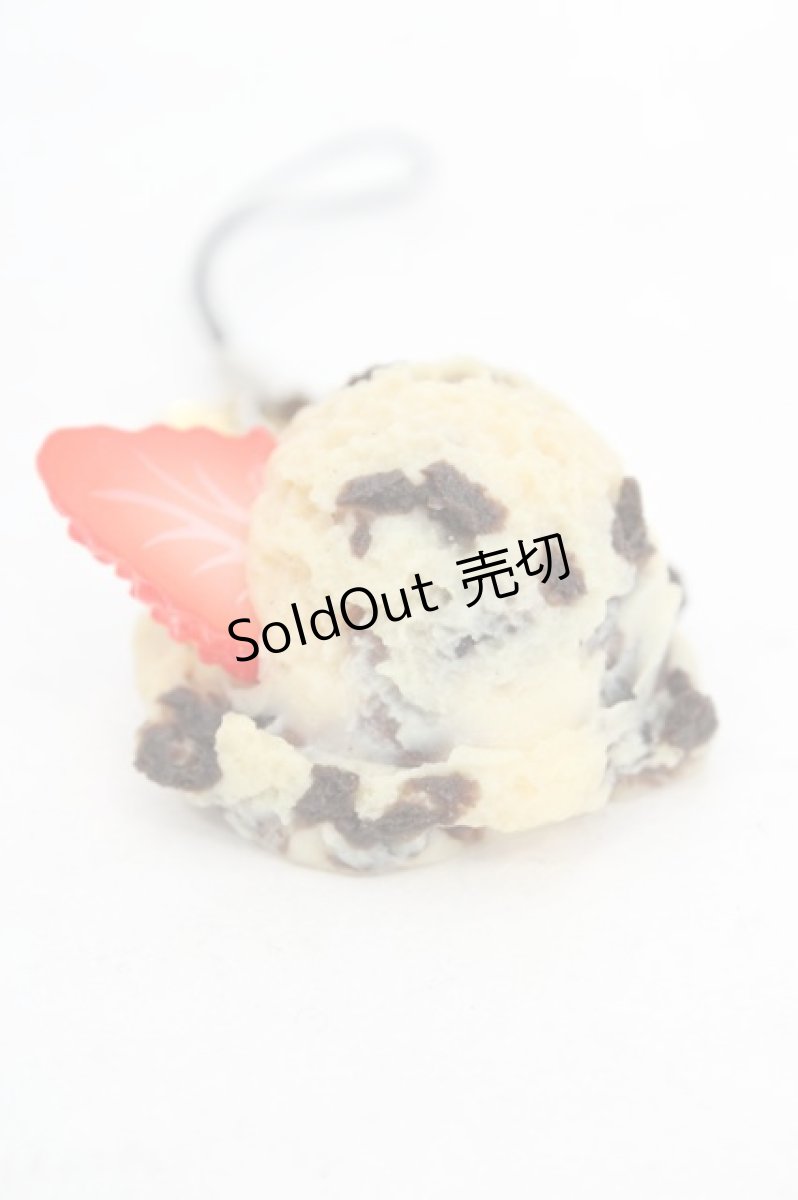 画像2: Q-pot. / タカシマヤ限定クッキー＆クリームアイスストラップ  クッキー＆クリーム O-26-07-05-1026-QP-AC-OW-OS (2)