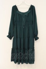 画像1: axes femme POETIQUE / オフショルティアード長袖ワンピース M グリーン O-26-07-05-069-AX-OP-OW-OS (1)