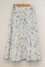 画像1: axes femme / ネモフィラ柄連ボタンスカート F シロ×アオ O-26-07-07-028-AX-SK-OW-OS (1)