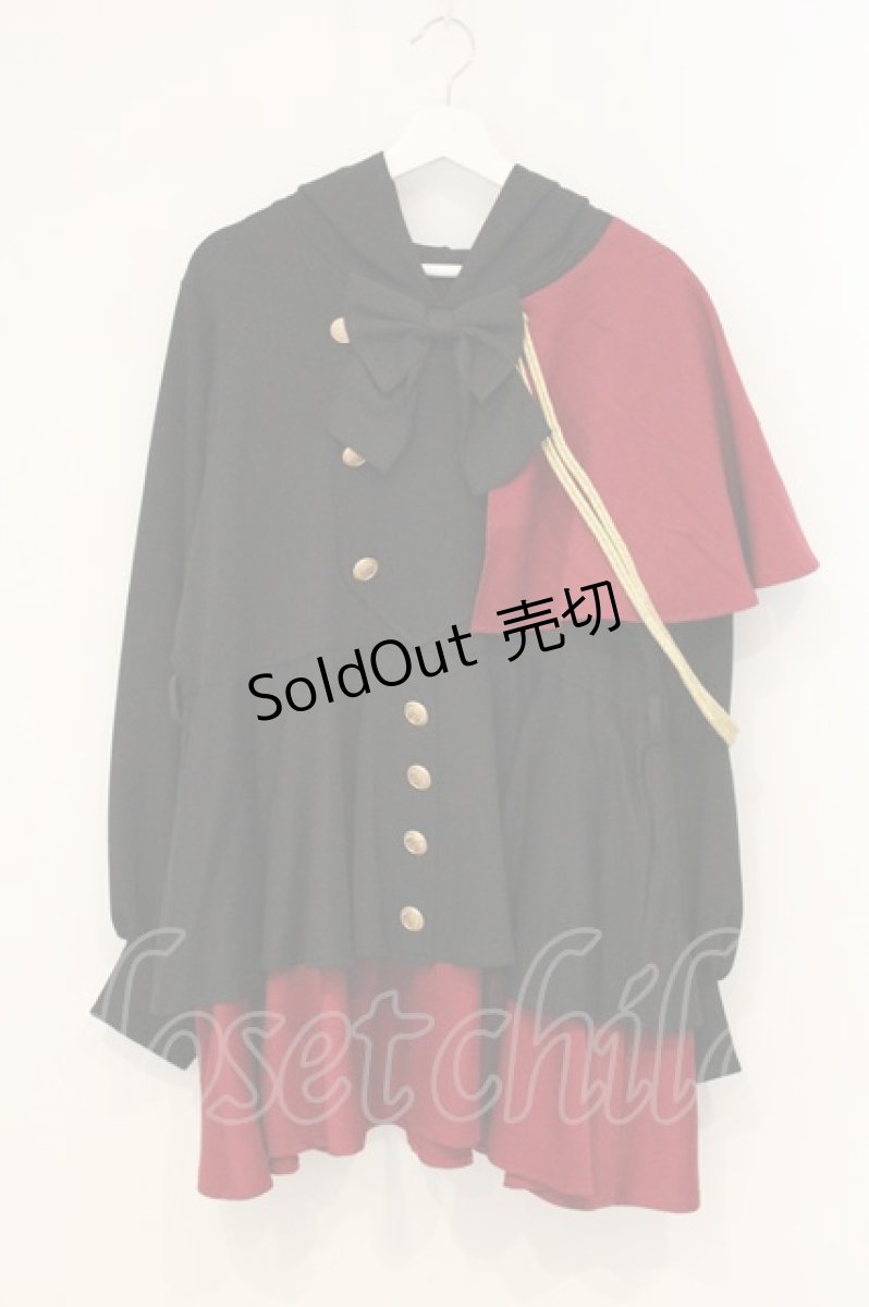 画像1: Favorite / 取り外し可能片マント付き♪軍服風パーカーワンピース M~L クロ×アカ O-26-07-07-004-LO-OP-OW-OS (1)