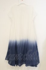 画像4: Favorite / グラデーション海染ロングワンピース  シロ×ブルー O-26-07-07-007-LO-OP-OW-OS (4)