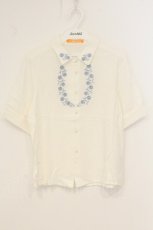 画像1: Fi.n.t / 小花刺繍5分袖シャツ F オフシロ O-26-07-07-093-CA-BL-OW-OS (1)