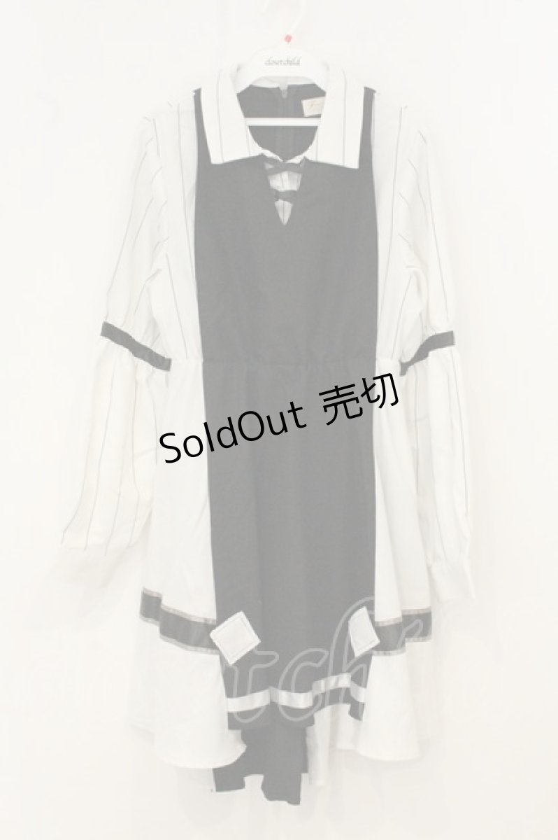 画像1: Favorite / 中世酒場の看板娘ワンピース  クロ×シロ O-26-07-07-018-LO-OP-OW-OS (1)