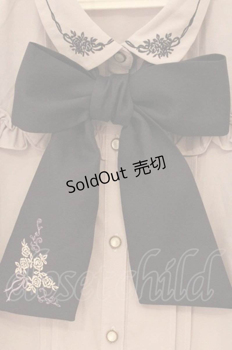 画像2: axes femme / バラブーケ刺繍リボンブラウス L ラベンダーグレー O-26-07-10-091-AX-BL-OW-ZI (2)