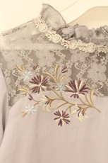 画像2: axes femme / レース切り替え刺繍プルオーバー M ブルーグレー O-26-07-13-051-AX-TO-OW-OS (2)