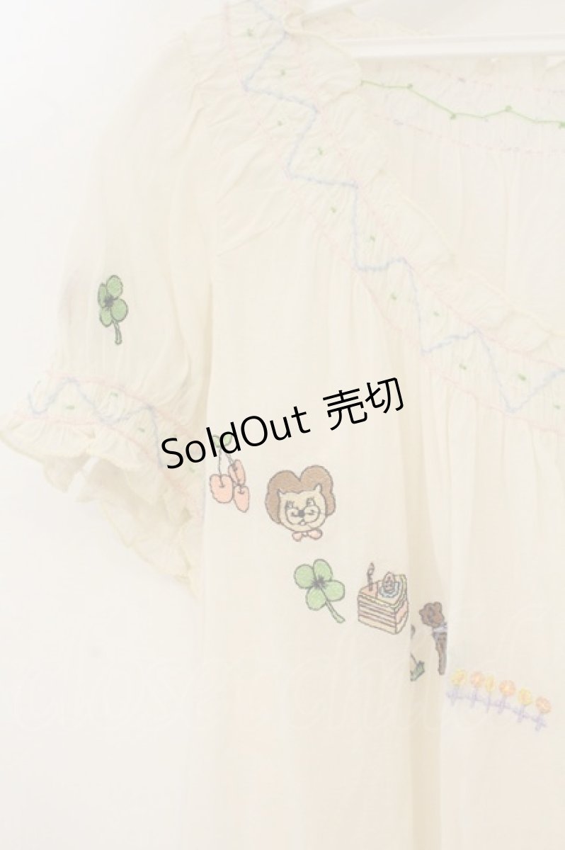 画像2: Franche Lippee / スモック刺繍ブラウス  オフシロ×マルチ O-26-07-14-014-LO-BL-IG-OS (2)