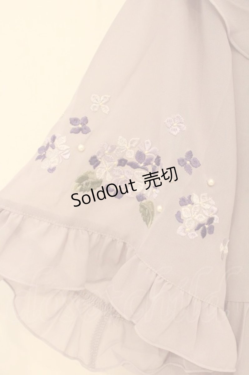 画像3: axes femme / 紫陽花刺繍フリルガウン F ラベンダー O-26-07-15-038-AX-TO-OW-OS (3)