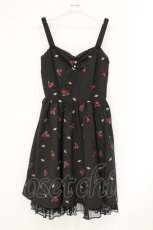 画像1: axes femme POETIQUE / チェリー×ローズ刺繍ジャンパースカート M クロ O-26-07-15-047-AX-OP-OW-OS (1)