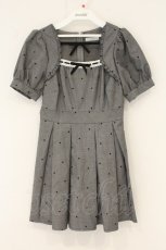 画像1: evelyn / ダブルリボンタックプリーツワンピース  グレー O-26-07-15-091-LO-OP-IG-OS (1)