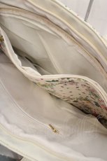 画像3: PINK HOUSE / ルドゥーテ 小バラ＆ブーケ柄　トートバッグ  シロ O-26-07-16-014-LO-BG-OW-OS (3)