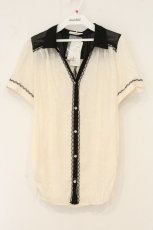 画像1: axes femme / エンボス加工スキッパーブラウス M キナリ O-26-07-19-017-AX-TO-OW-OS (1)