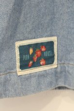 画像3: PINK HOUSE / かご盛り苺刺繍デニムジャンパースカート  ブルー O-26-07-19-032-LO-OP-OW-OS (3)