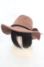 画像1: axes femme / ファーリボン付つば広帽 57.5cm キャメル O-26-07-22-040-AX-AC-OW-OS (1)