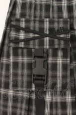 画像2: NieR Clothing / 巻きスカート風キュロットパンツ【BLACK CHECKERED】　  クロ O-26-07-24-1025-PU-PA-IG-OS (2)