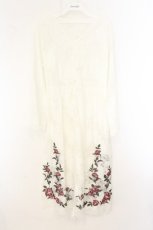 画像1: axes femme NOSTALGIE / 裾刺繍ガウンワンピース M シロ O-26-07-24-009-AX-TO-IG-OS (1)