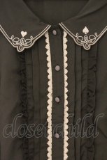 画像2: axes femme POETIQUE / トランプ刺繍セーラー襟ブラウス M クロ O-26-07-24-023-AX-BL-IG-OS (2)