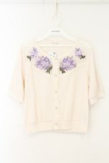 画像1: axes femme / あじさい刺繍カーディガン M 公式展開色シロ（ピンク寄り） O-26-07-26-030-AX-TO-OW-OS (1)