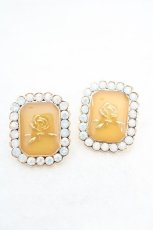 画像1: axes femme / ビジューデザインピアス  オレンジ×ゴールド O-26-07-31-065-AX-AC-OW-OS (1)