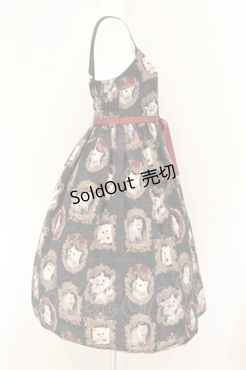 画像4: Enchantlic Enchantilly / 猫の王女達の肖像画ジャンパースカート  クロ O-26-08-01-1024-LO-OP-OW-OS (4)