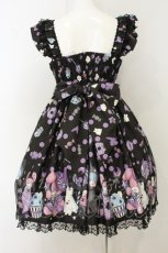 画像3: Angelic Pretty / Happy Treat Partyジャンパースカート  クロ O-26-08-01-023-AP-OP-OW-OS (3)