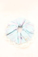 画像2: BABY,THE STARS SHINE BRIGHT / 天使が囁く聖夜の旋律柄シュシュ  サックス O-26-08-02-1068-BA-ZA-IG-OS (2)