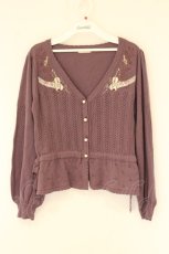 画像1: axes femme POETIQUE / バイオリン刺繍カーディガン M パープル O-26-08-04-100-AX-TO-IG-OS (1)