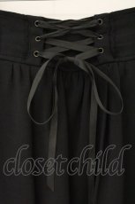 画像2: axes femme POETIQUE / バックフリルレースアップスカート  クロ O-26-08-04-020-AX-SK-IG-OS (2)