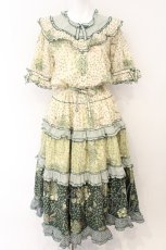 画像1: WONDERFUL WORLD / クローバー柄ワンピース  グリーン O-26-08-06-073-LO-OP-IG-OS (1)