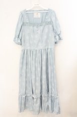 画像1: m petit by misako / NINA'S 花柄スクエアネックワンピース 3L サックス O-26-08-06-018-LO-OP-OW-OS (1)