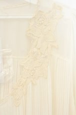 画像2: axes femme / プリーツガウンワンピース M キナリ O-26-08-08-076-AX-OP-OW-OS (2)