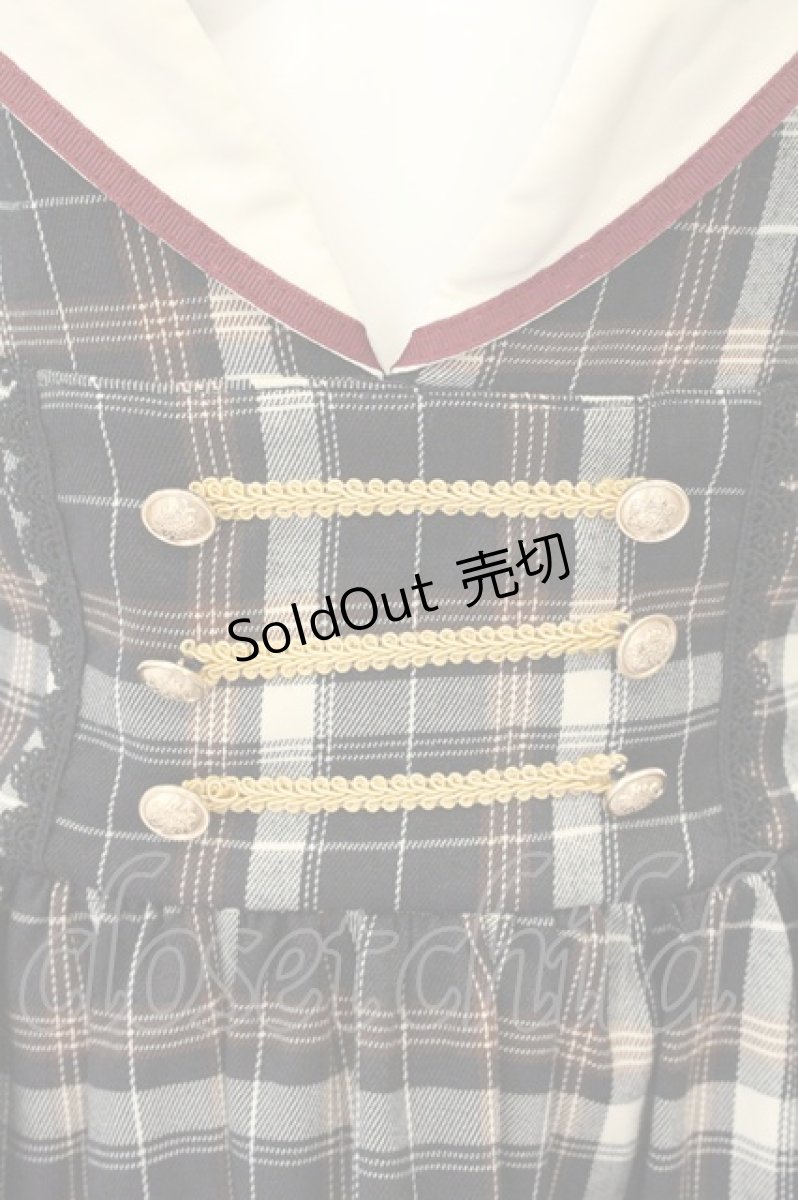 画像2: axes femme POETIQUE / 裾刺繍ホルターネックジャンパースカート  クロ×アイボリー O-26-08-08-027-AX-OP-IG-OS (2)