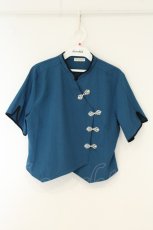 画像1: axes femme / チャイナボタンショートブラウス F ブルーグリーン O-26-08-11-006-AX-BL-OW-OS (1)