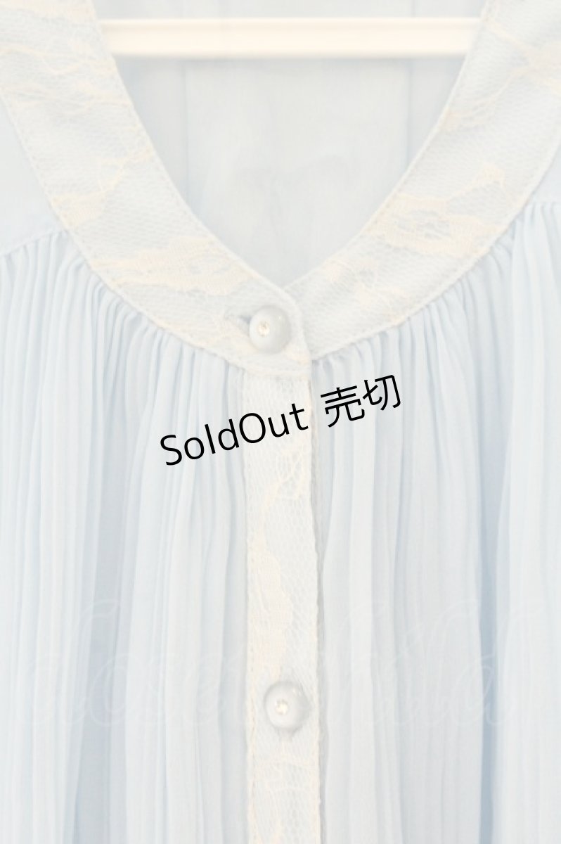 画像2: axes femme / バックレースアッププリーツチュニック  サックス O-26-08-13-053-AX-TO-OW-OS (2)