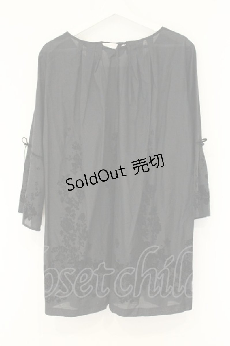 画像3: INGEBORG / コサージュつきフロッキーチュニック 11号 クロ O-26-08-13-065-LO-TO-OW-OS (3)