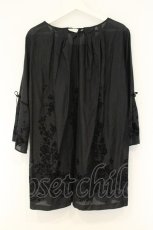 画像3: INGEBORG / コサージュつきフロッキーチュニック 11号 クロ O-26-08-13-065-LO-TO-OW-OS (3)