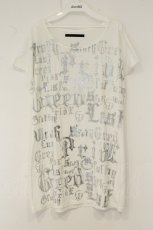 画像1: h.NAOTO / 箔プリントTシャツ  ホワイト O-26-08-13-007-HN-TS-IG-OS (1)