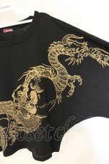 画像2: Qutie Frash / 2021年ノベルティフェアドルマンTシャツ  ブラック×ゴールド O-26-08-22-073-QU-TS-OW-OS (2)